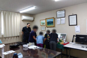 川崎市立高津小学校、施設見学会